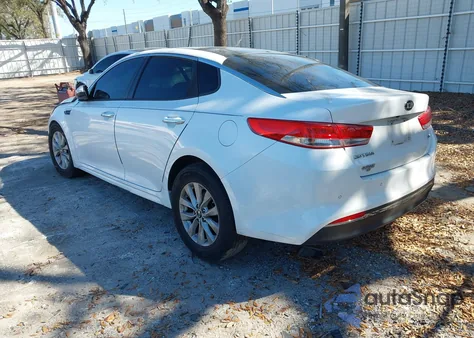 2016 Kia Optima Ex из США, поврежденный, VIN 5XXGU4L39GG011524